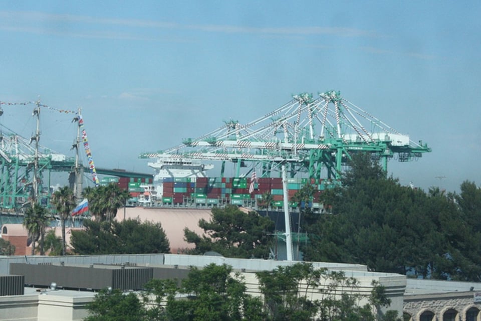 San Pedro and Cargo ships